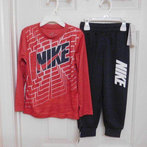 NWT 2pc Nike Red Logo Long Sleeve Shirt & Joggers sz 4t - Picture 1 of 1